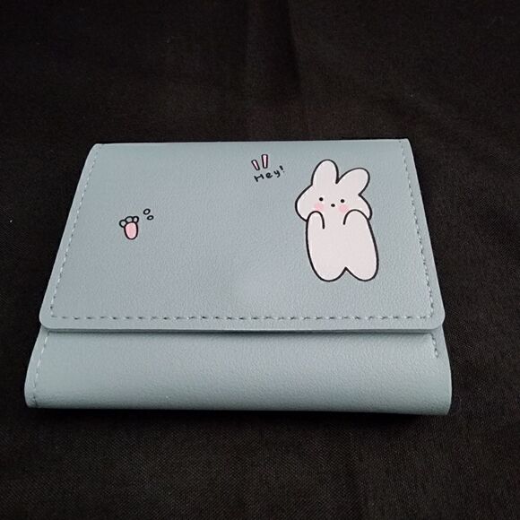 Tri Fold Bunny Design Faux Leather Wallet - Picture 2 of 9